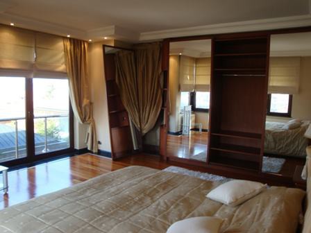 SHORT- TERM RENTAL VILLA ISTANBUL NO 61 bir yılı aşkın bir süre önce güncellendi Location at Asia side kandilli Istanbul.Luxury Fully furnished,650 m2,5 bedroom,2 livingroom,6 bathroom.    vacation of object:  40 Minutes to Istanbul Ataturk Airport 15 Min